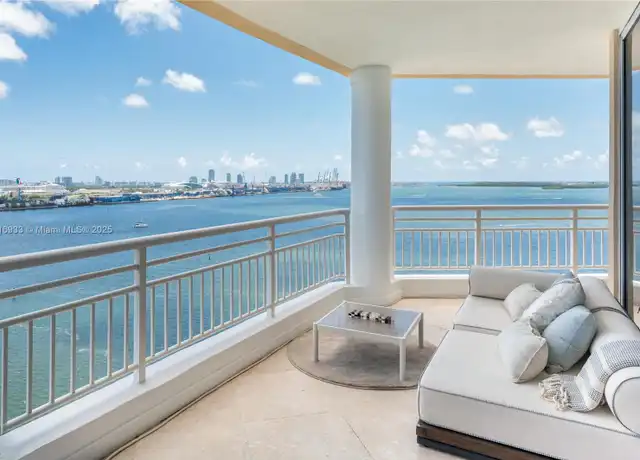 Property at 848 Brickell Key Dr #1601, Miami, FL, 33131, 3 beds, 2.5 baths, [object Object]