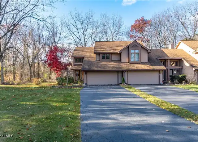 Property at 4075 Georgetown Sq, Schenectady, NY, 12303, 2 beds, 2.5 baths, [object Object]