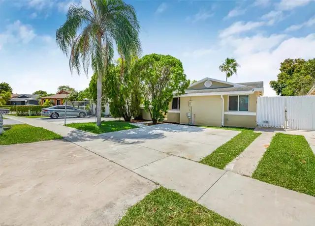 Property at 19620 SW 123rd Ave, Miami, FL, 33177, 3 beds, 2 baths, [object Object]