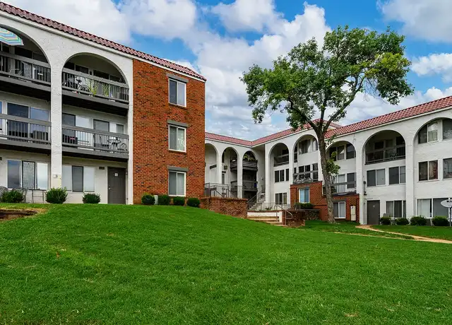 Property at The Oaks - 4372 Casa Brazilia Dr, St. Louis, MO, 63129, 1-2 bed, 1-2 bath, [object Object]