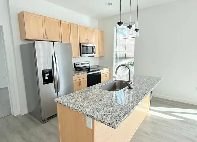 Property at 2635 Penn Ave #218, Pittsburgh, PA, 15222, 2 beds, 2 baths, [object Object]