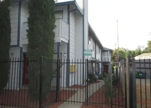 Property at 2008 P St Unit 4, Sacramento, CA, 95811, 1 bed, 1 bath, [object Object]