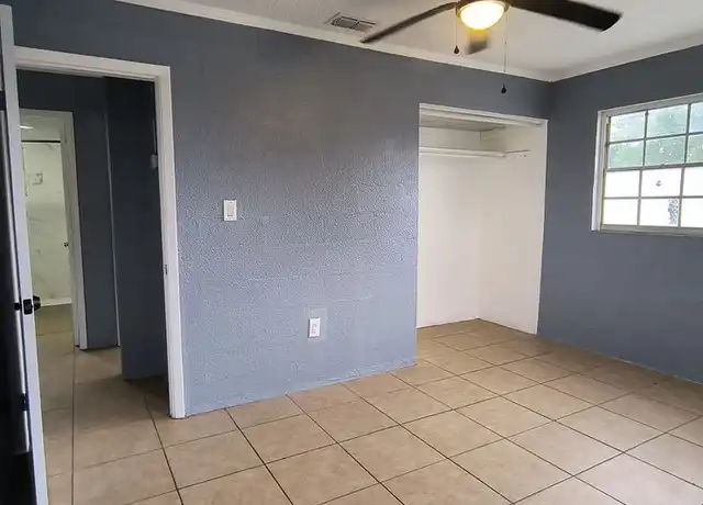 Property at 3801 Avenue J NW, Winter Haven, FL, 33881, 2 beds, 1 bath, [object Object]