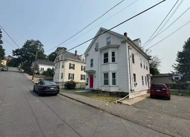Property at 9 View St Unit 2, Haverhill, MA, 01832, 2 beds, 1 bath, [object Object]