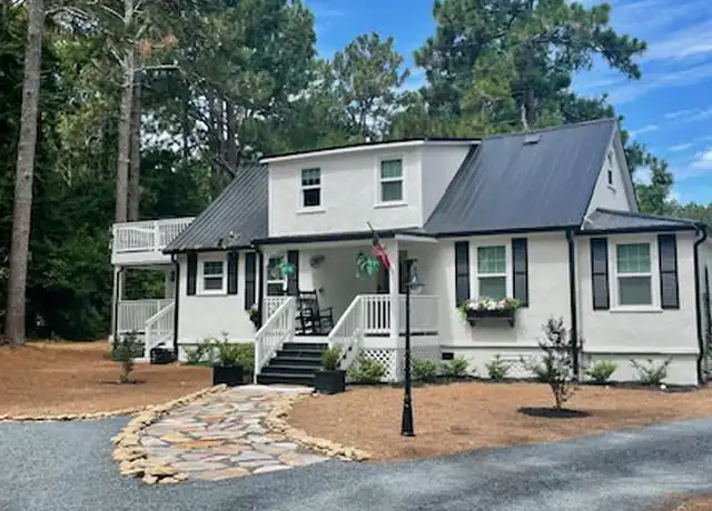 Property at 880 N Ashe St Unit B, Southern Pines, NC, 28387, 1 bed, 1 bath, [object Object]