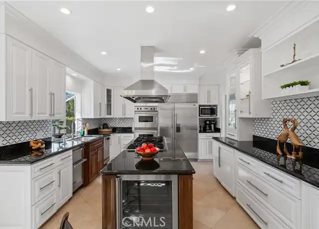 Property at 7901 Berger Ave, Playa del Rey, CA, 90293, 4 beds, 3.5 baths, [object Object]