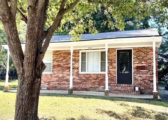 Property at 631 Warner Ave, Jonesboro, AR, 72401, 3 beds, 2 baths, [object Object]