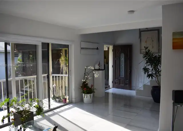 Property at 230 Sunrise Dr #11, Key Biscayne, FL, 33149, 4 beds, 2.5 baths, [object Object]