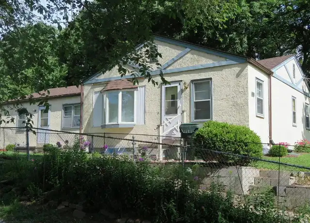 Property at 1970 Grand Ave, Council Bluffs, IA, 51503, 2 beds, 1 bath, [object Object]