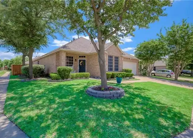 Property at 10706 Lansdowne Ln, Rowlett, TX, 75089, 3 beds, 2 baths, [object Object]