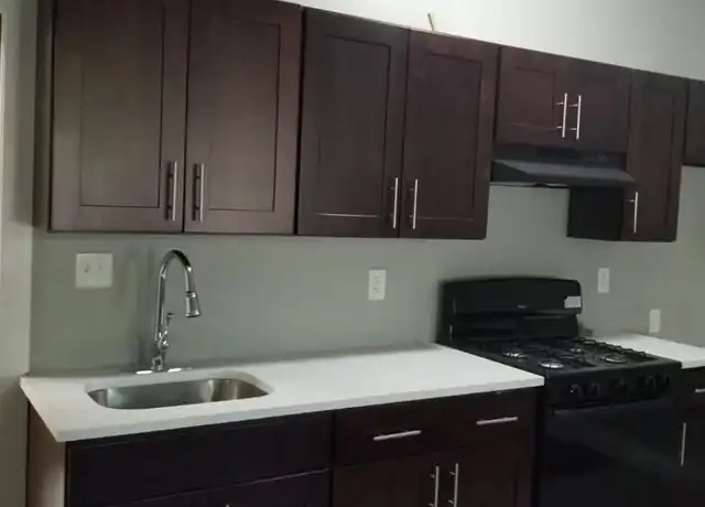 Property at 9 Vanderpool St Unit 2F, Newark, NJ, 07114, 1 bed, 1 bath, [object Object]