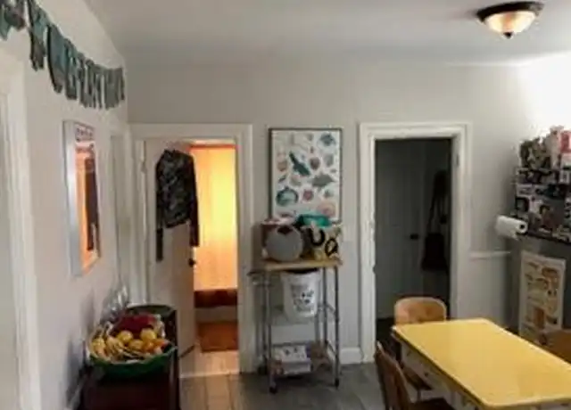 Property at 36 E Transit St Unit 3, Providence, RI, 02906, 4 beds, 2 baths, [object Object]