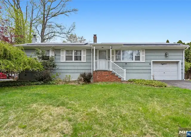 Property at 18 Riverside Dr, Pequannock, NJ, 07440, 3 beds, 1.5 baths, [object Object]