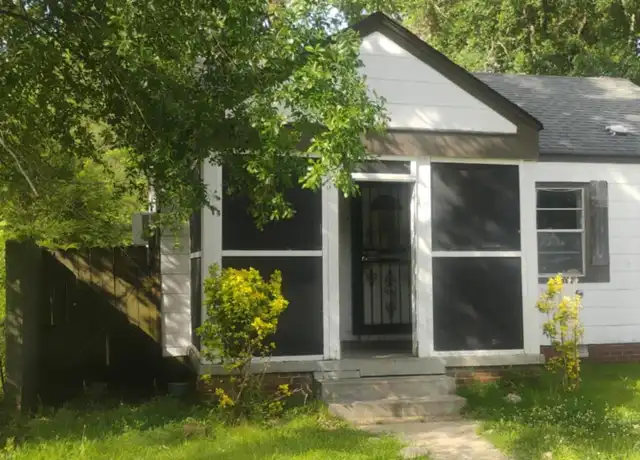 Property at 284 Redwood Ave, Jackson, MS, 39209, 3 beds, 1 bath, [object Object]