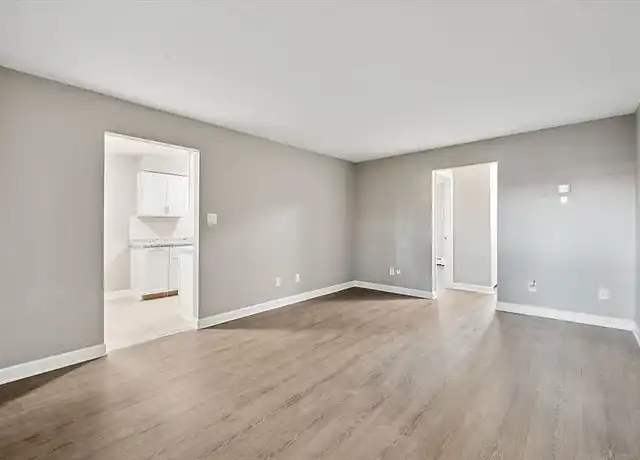 Property at 3838 W Sylvania Ave, Toledo, OH, 43623, 1 bed, 1 bath, [object Object]