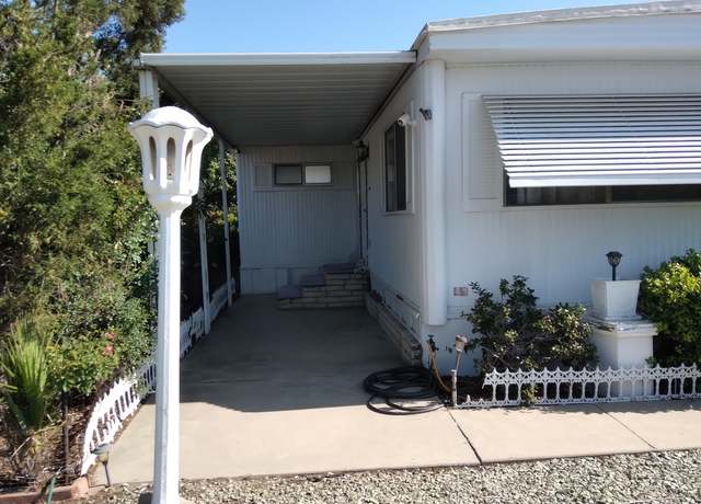 Photo of 23156 Skylink Dr, Canyon Lake, CA 92587