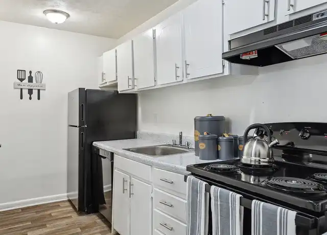 Property at The Woods at Southlake - 850 Mt Zion Rd, Jonesboro, GA, 30236, 2 beds, 1 bath, [object Object]