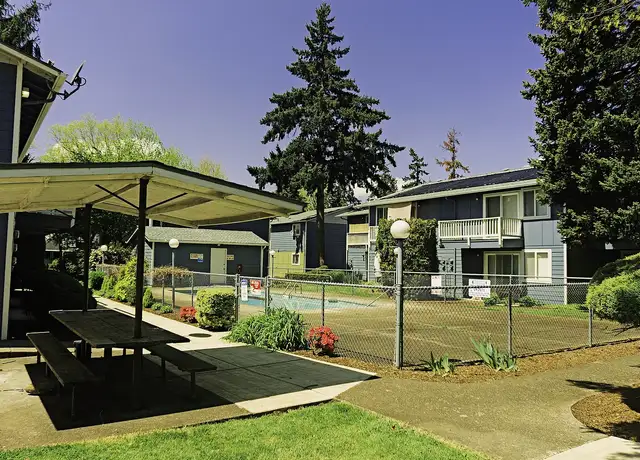 Photo of 1550 Q St, Springfield, OR 97477
