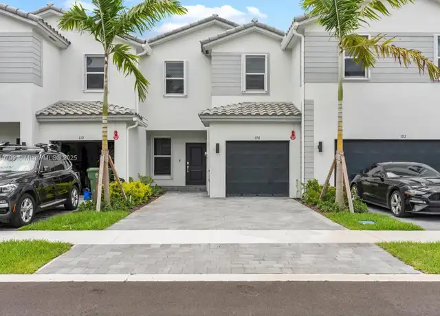 Property at 106 SW 184th Pl, Pembroke Pines, FL, 33029, 3 beds, 2.5 baths, [object Object]