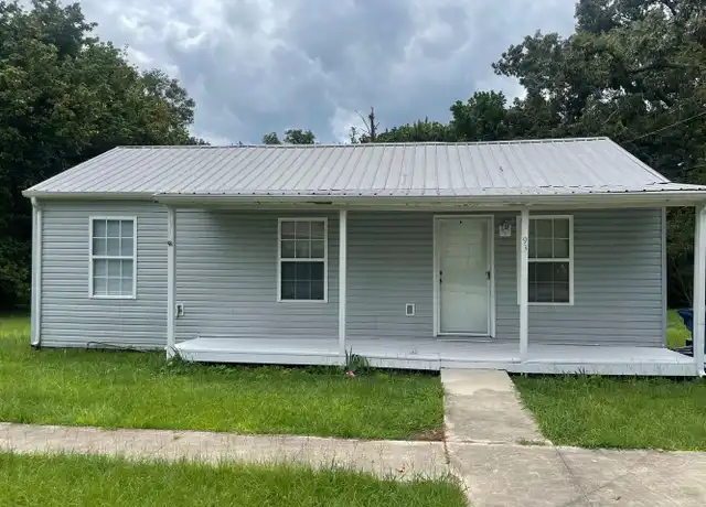 Property at 93 Nunnally Ave, Anniston, AL, 36206, 2 beds, 2 baths, [object Object]