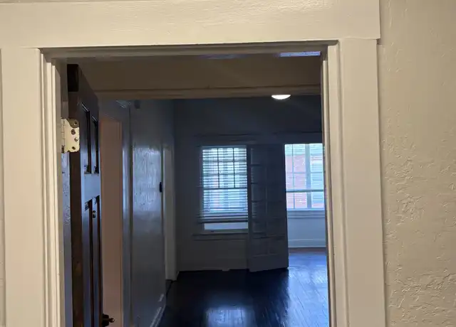 Property at 845 N 2nd Ave Unit 2C, Phoenix, AZ, 85003, 2 beds, 1 bath, [object Object]