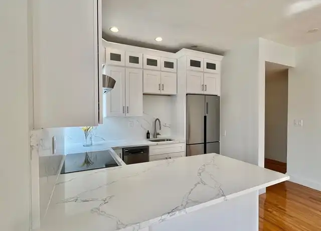 Property at 59 Brighton Ave #2, Allston, MA, 02134, 3 beds, 1 bath, [object Object]