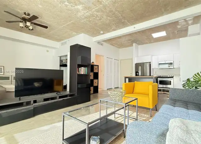 Property at 234 NE 3rd St #405, Miami, FL, 33132, 1 bed, 1 bath, [object Object]