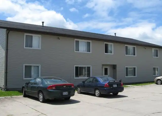 Property at 126 Brookeridge Dr #3, Waterloo, IA, 50702, 2 beds, 1 bath, [object Object]