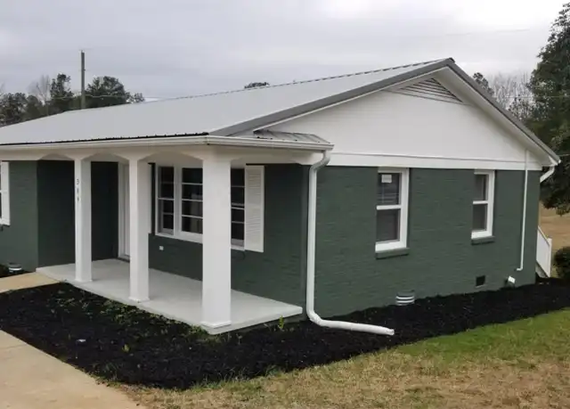 Property at 309 Keowee Trl, Seneca, SC, 29672, 2 beds, 1 bath, [object Object]