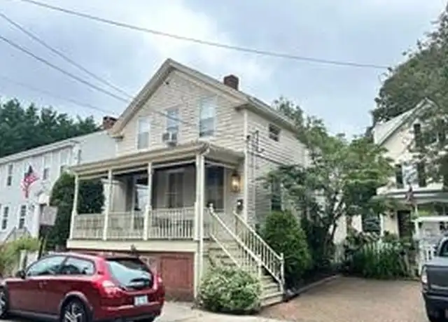 Property at 15 Chestnut St, Newport, RI, 02840, 3 beds, 2 baths, [object Object]