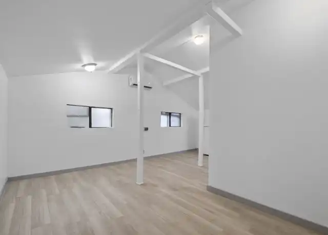 Property at 302 E Cevallos St Unit 3, San Antonio, TX, 78204, 1 bed, 1 bath, [object Object]