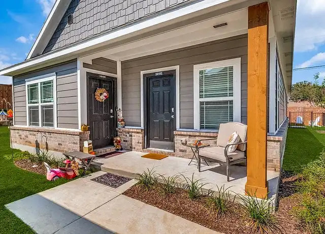 Property at The Cottages at Bell Station - 10150 E Hurst Blvd, Hurst, TX, 76053, 1-2 bed, 1-2 bath, [object Object]