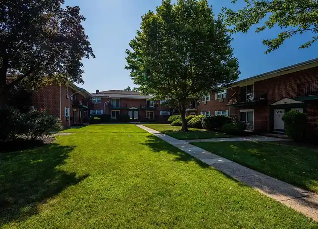 Property at Meadow View Apartments - 327 Crowells Rd, Highland Park, NJ, 08904, 2-3 beds, 1-2 bath, [object Object]
