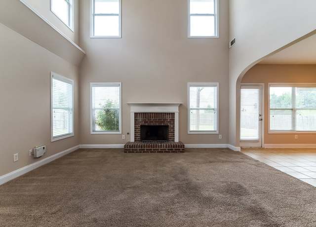 Photo of 917 Southfork Dr, Loganville, GA 30052