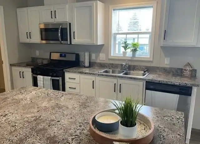 Property at 49 Bellwood Dr Unit 49, Swartz Creek, MI, 48473, 4 beds, 2 baths, [object Object]