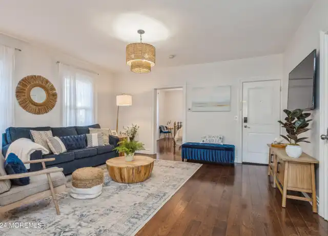 Property at 504 Ludlow Ave, Spring Lake, NJ, 07762, 1 bed, 1 bath, [object Object]