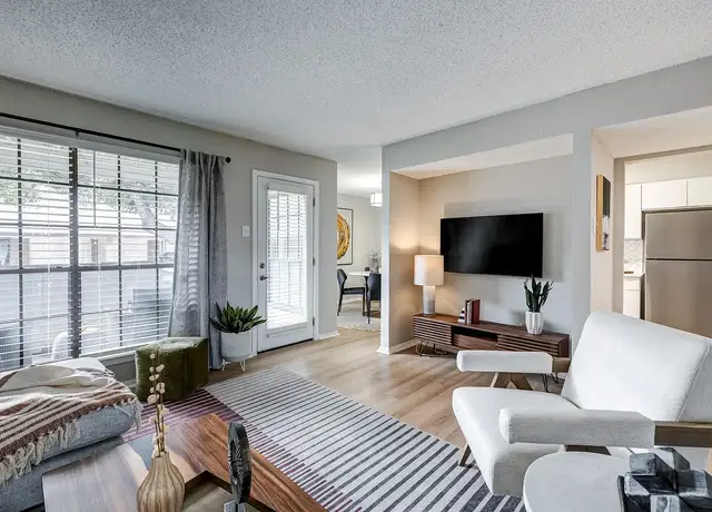 Photo of 6300 Roundrock Trl, Plano, TX 75023