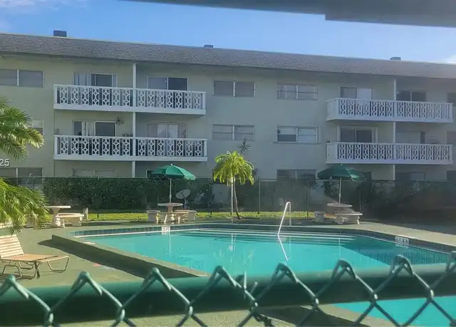 Property at 4200 NW 3rd Ct #124, Plantation, FL, 33317, 1 bed, 1 bath, [object Object]