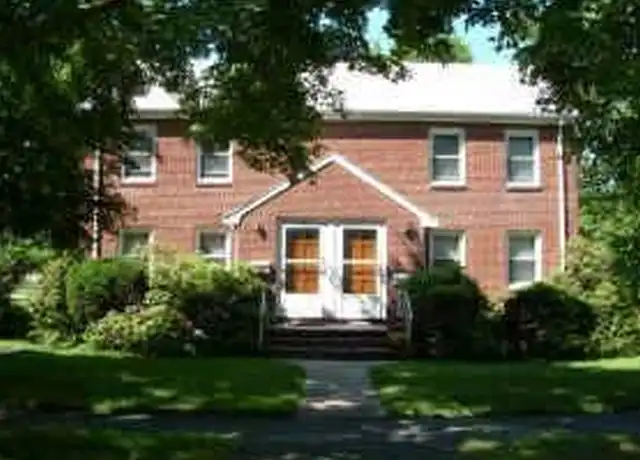 Property at 32 Payne Rd, Newton Highlands, MA, 02461, 2 beds, 1 bath, [object Object]