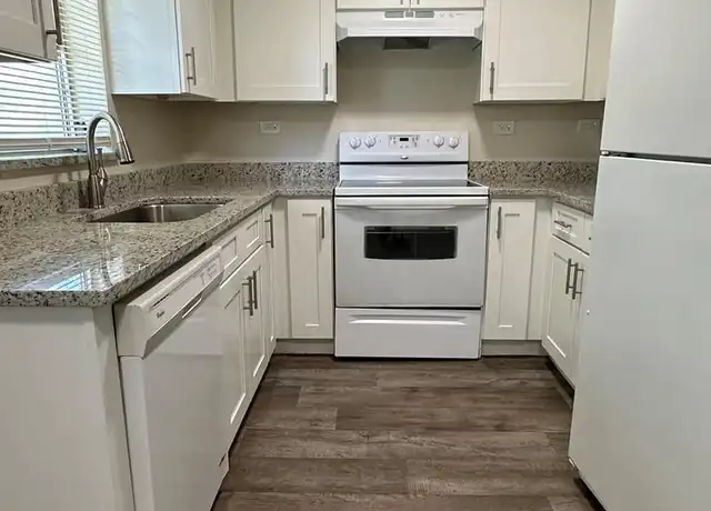 Property at 417 SE 12th Ct Unit 4, Fort Lauderdale, FL, 33316, 2 beds, 2 baths, [object Object]