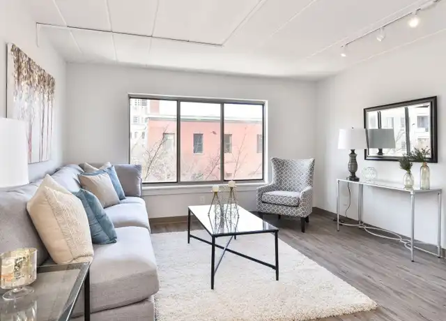 Property at 600 University Ave SE Unit 208, Minneapolis, MN, 55414, 1 bed, 1 bath, [object Object]