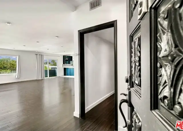 Property at 825 S Le Doux Rd #303, Los Angeles, CA, 90035, 2 beds, 2 baths, [object Object]