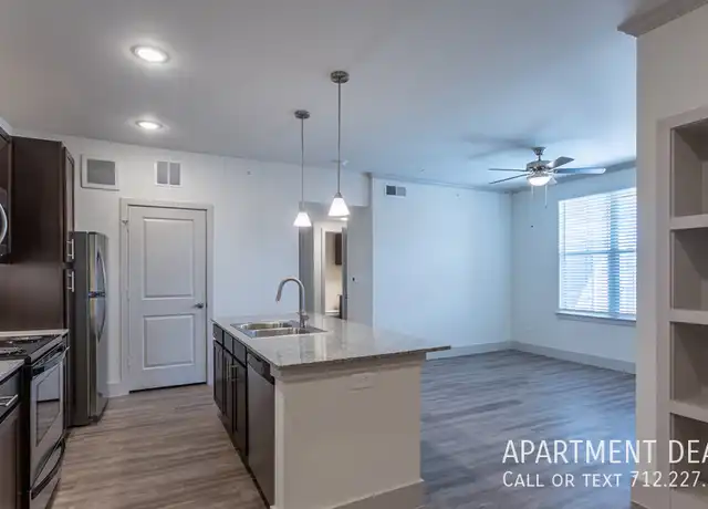 Property at 217 N 72nd St Unit 2921, Houston, TX, 77011, 1 bed, 1 bath, [object Object]