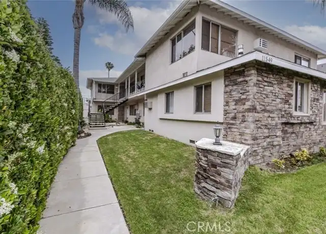 Property at 11549 Sylvan St Unit 6, North Hollywood, CA, 91606, 2 beds, 1 bath, [object Object]