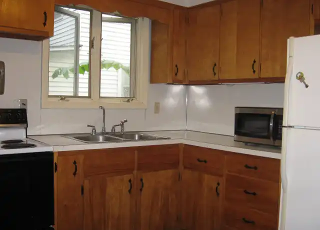 Property at 33 Lincoln Ave Unit 1, Cortland, NY, 13045, 3 beds, 2 baths, [object Object]