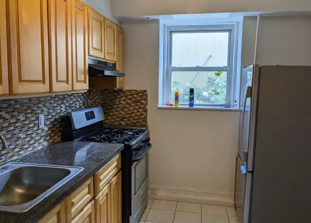 Property at 311 Queen Anne Rd Unit 1B, Teaneck, NJ, 07666, 3 beds, 2 baths, [object Object]