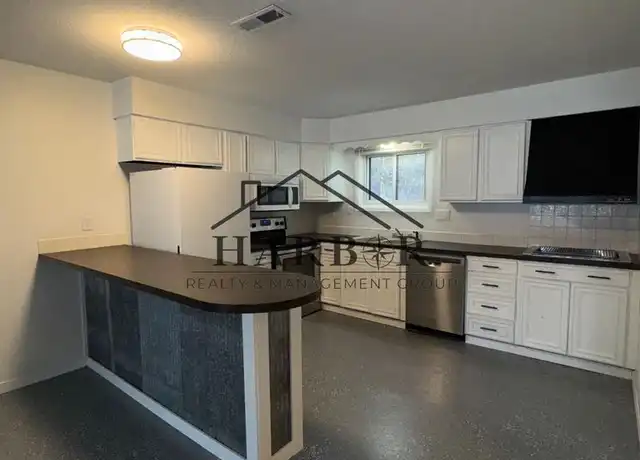 Property at 823 Doran Dr Unit 6, Boone, IA, 50036, 1 bed, 1 bath, [object Object]