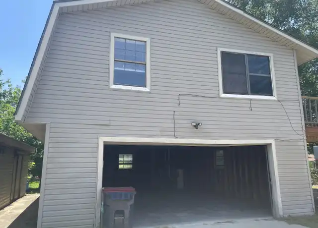 Property at 3216 New York Ave Unit B, Pascagoula, MS, 39581, 2 beds, 1 bath, [object Object]