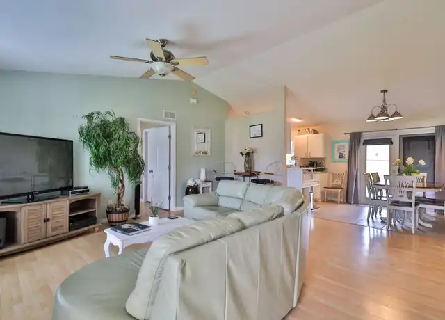 Property at 2104 India Palm Dr, Edgewater, FL, 32141, 3 beds, 2 baths, [object Object]