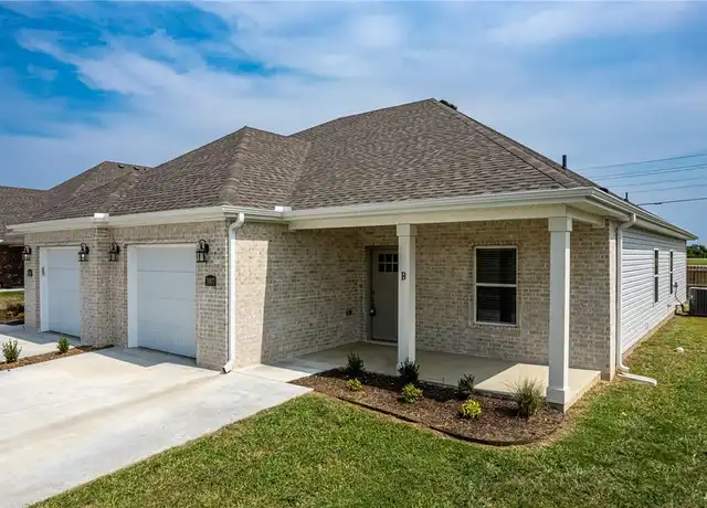 Property at 2001 E Brookview Dr Unit A, Siloam Springs, AR, 72761, 3 beds, 2 baths, [object Object]